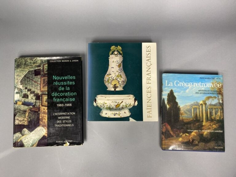 Petit lot de livres d'art sur le thème de la céramique, faïence, etc comprenant…