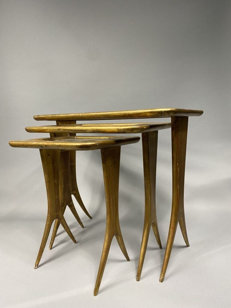RAPHAEL (Raphäel Raffel dit) (1912-2000) - Suite de trois tables gigognes en bo…