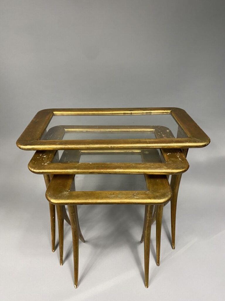 RAPHAEL (Raphäel Raffel dit) (1912-2000) - Suite de trois tables gigognes en bo…