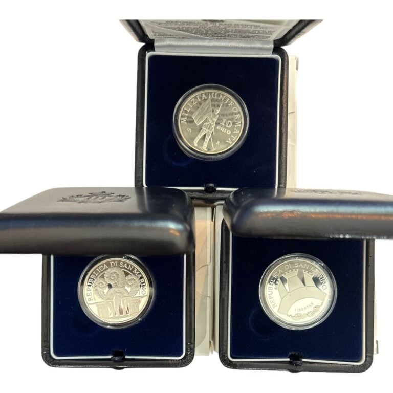 Saint Marin - - Lot de trois 10 euros comprenant les années 2005, 2006 et 2008.…