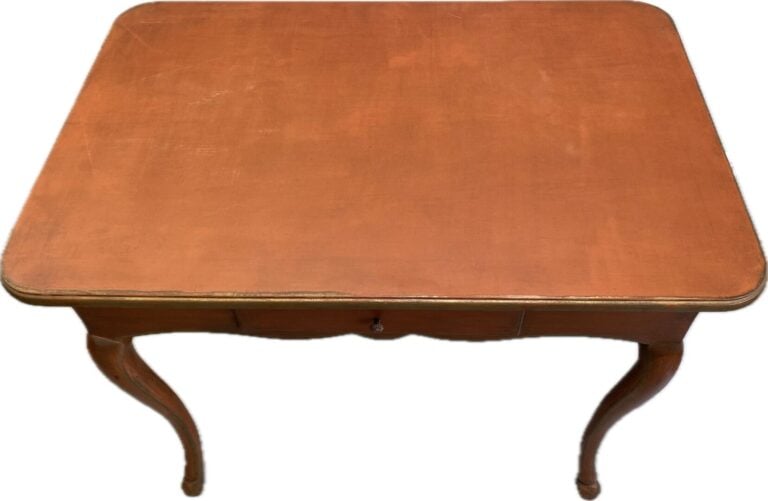 Table à écrire rectangulaire en bois peint ouvrant à un tiroir en ceinture chan…