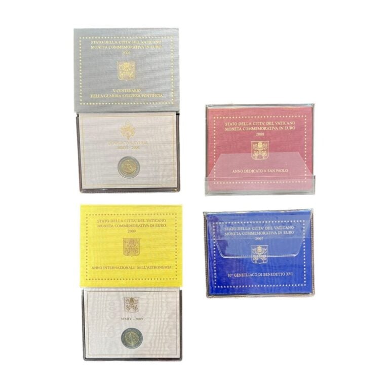 Vatican - - Lot de quatre 2 euros commémorative comprenant : - - La 2006, 500 a…
