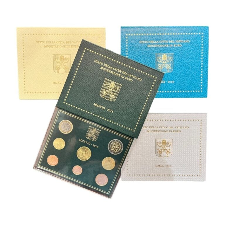 Vatican - - Lot de quatre Série BU 2017, 2018, 2019 et 2020 comprenant les monn…