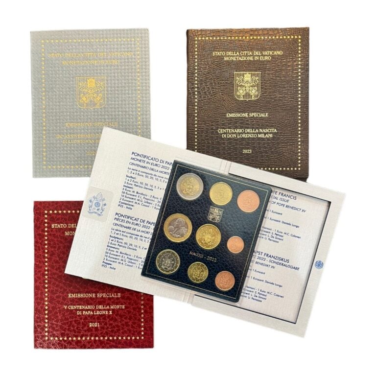 Vatican - - Lot de quatre Série BU 2020, 2021, 2022 et 2023 comprenant les monn…