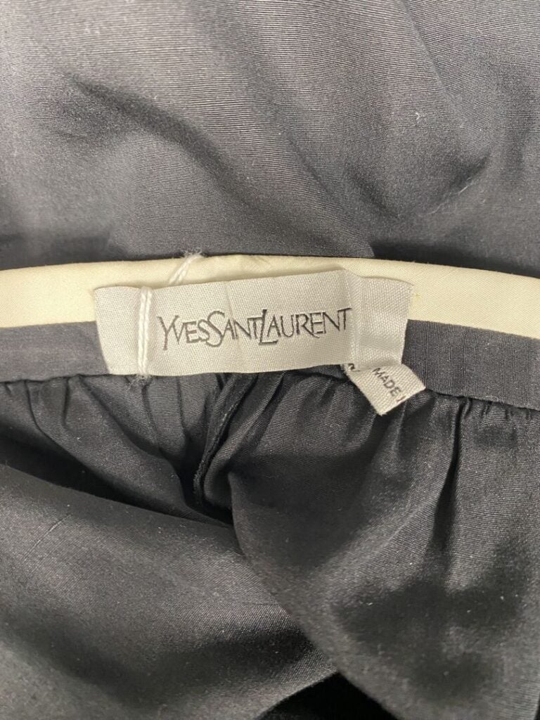 Yves SAINT LAURENT - Jupe en tissu noir et blanc - L : 77 cm