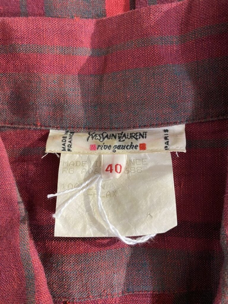 Yves SAINT LAURENT rive gauche - Chemise manches longues en lin dans les tons r…