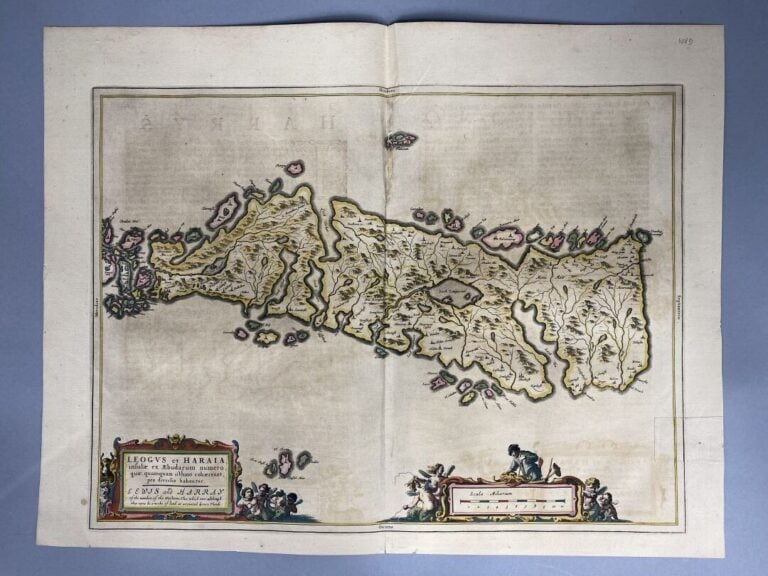 BLAEU - Carte en couleurs des iles écossaises de Lewis et Harray. Leogus et Har…