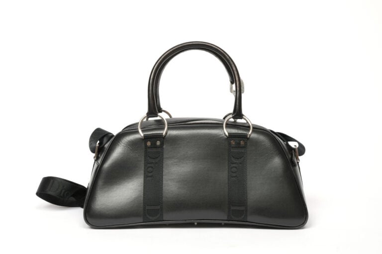 Christian DIOR - Sac «Hardcore» en cuir noir double poignée en cuir, bandoulièr…