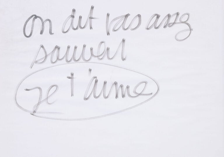 Ensemble de 11 écritures au feutre noir sur feuille A4 réalisées lors d'une - p…
