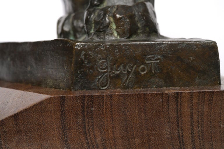 Georges-Lucien GUYOT (1885-1973) - " Lionne " - Rare sculpture en bronze à pati…