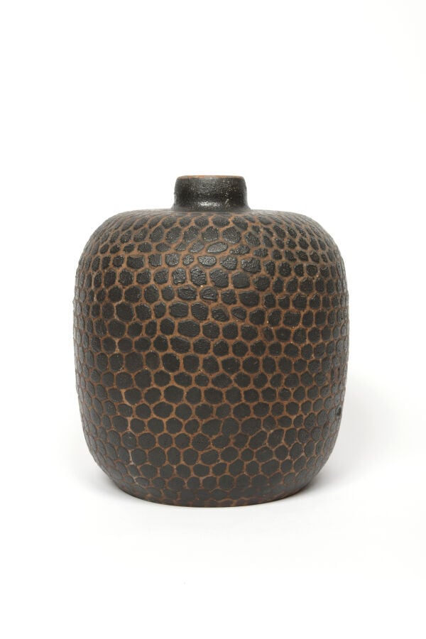 Jean BESNARD (1889-1958) - Vase à corps circulaire bombé et petit col étranglé…