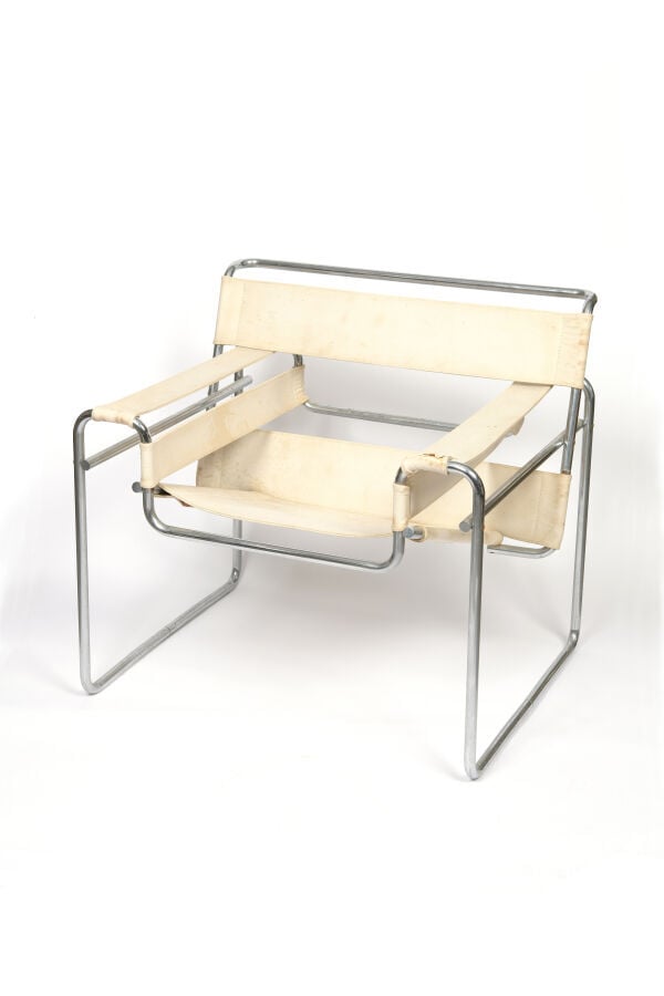 Marcel BREUER (1902-1981) - Paire de fauteuils dit " Wassily" en métal tubulair…