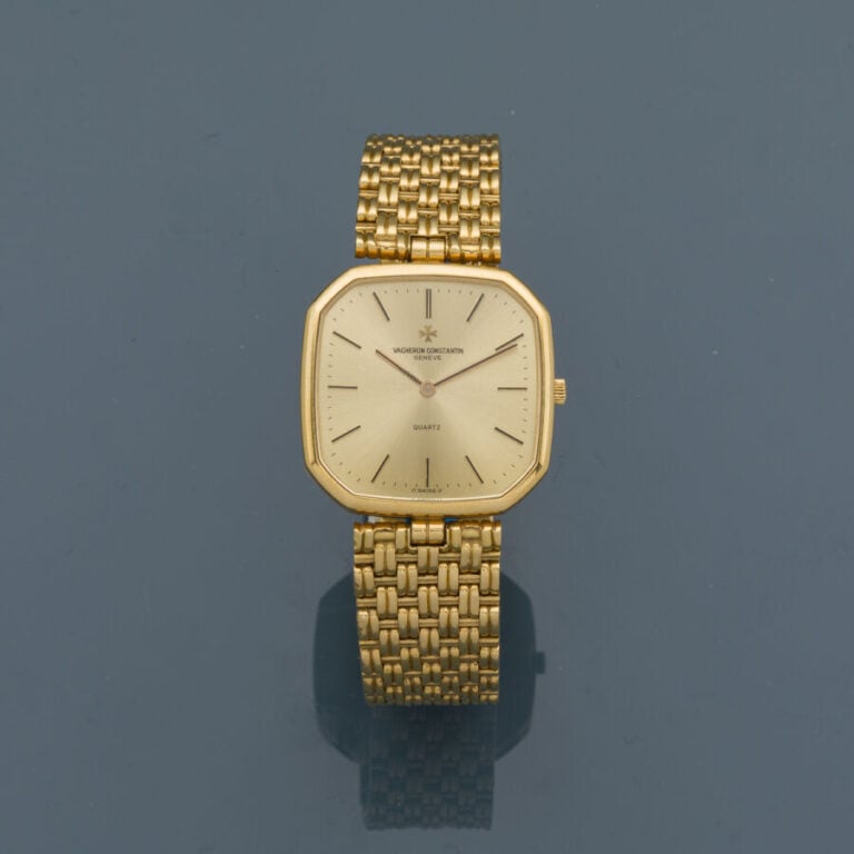VACHERON CONSTANTIN - BRACELET MONTRE octogonale en or jaune (750‰). Cadran dor…