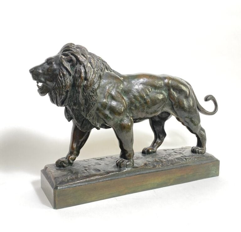 Antoine Louis BARYE (1796-1875) d'après - Lion - Bronze à patine foncée - 24 x…