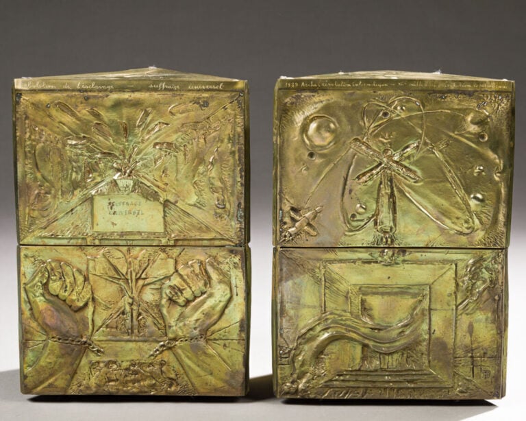 Bernard JOBIN (né en 1945) - Paire de tables d'appoint formant bouts de canapé…