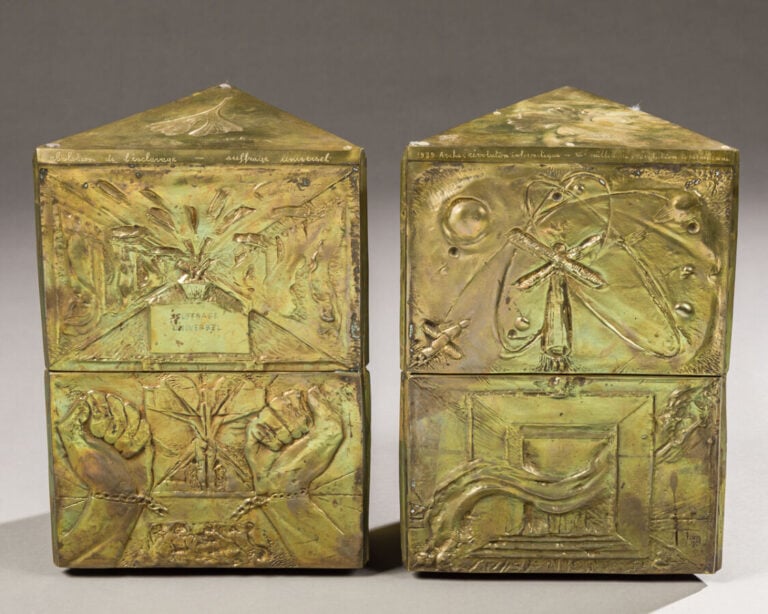 Bernard JOBIN (né en 1945) - Paire de tables d'appoint formant bouts de canapé…