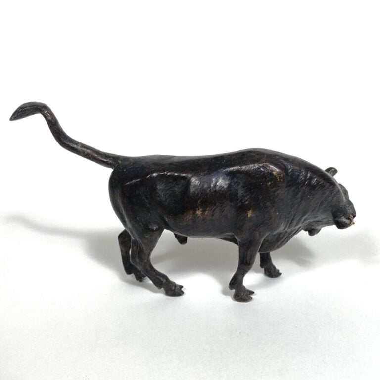 Bronze TAUREAU - (Manque les cornes) - 7 x 10 cm