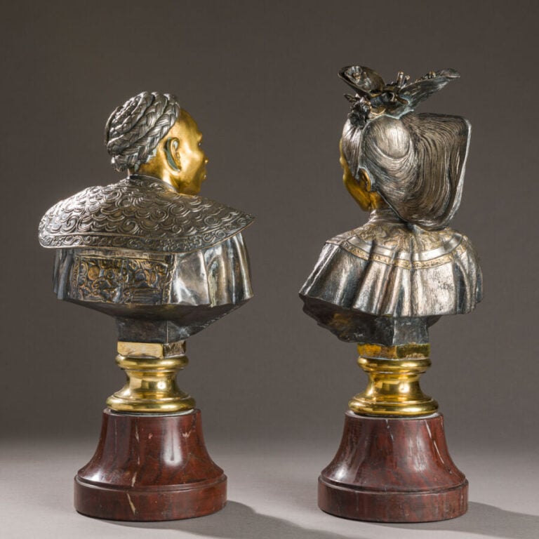 CHARLES CORDIER (1827-1905) - Chinoise, Chinois - Deux bronzes à patine argenté…