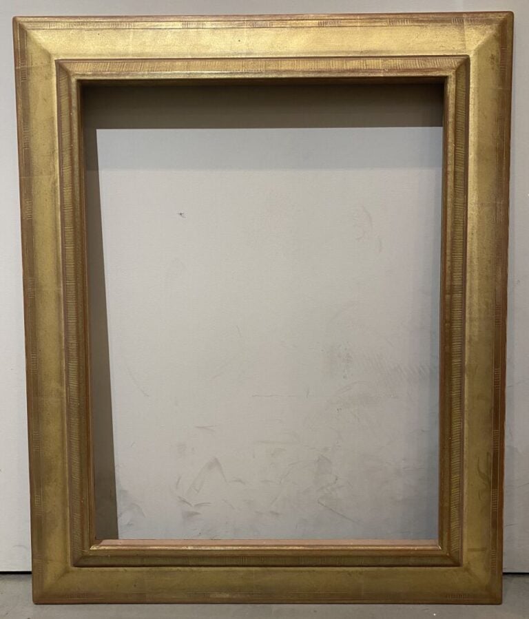 Ensemble de 12 grands cadres en bois - Dim. (le plus grand) :120 x 101 cm - (fo…