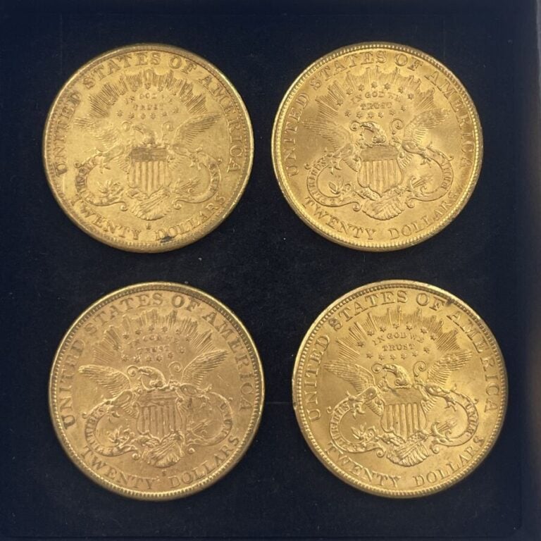 Ensemble de 4 pièces de 20 Dollars "Liberty head Double Eagle" : 1x 1880 , 1x18…