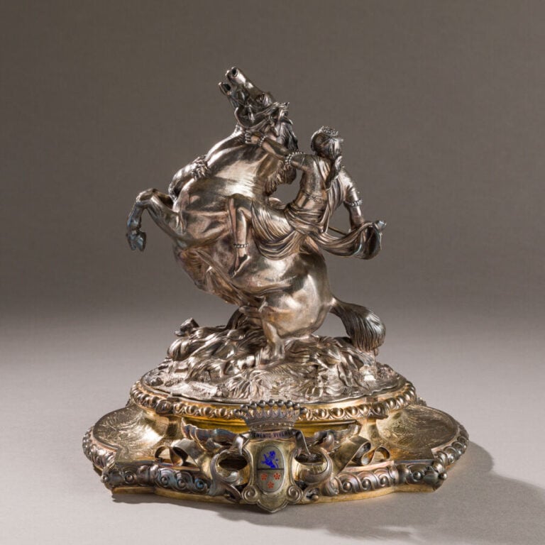 FROMENT-MEURICE - Sculpture à probable usage de salière de table en argent 950‰…