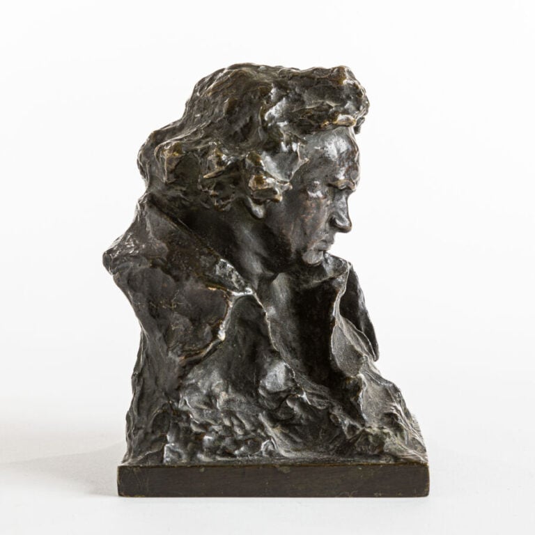 NAUM ARONSON (1872-1943) - Buste de Beethoven, 1905 - Bronze à patine brune, si…