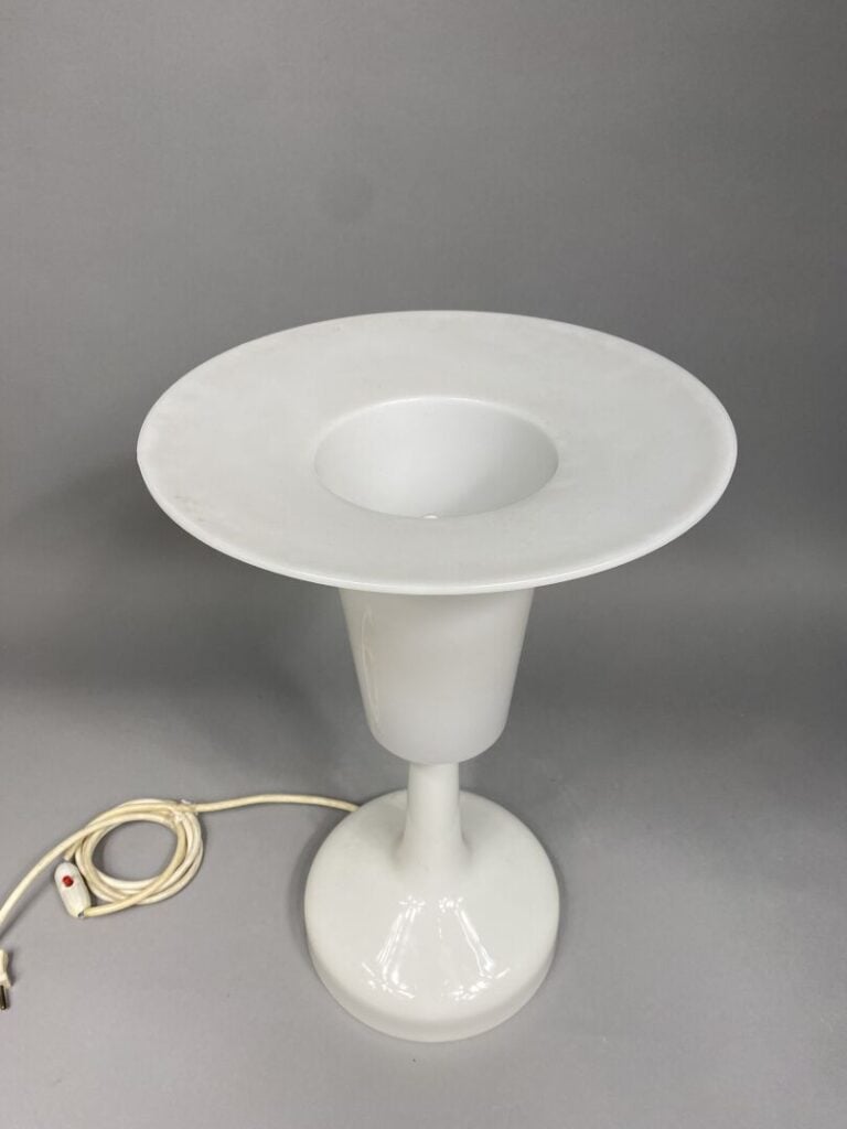 Rosenthal - Lampe de table avec pied de forme tulipe en porcelaine et abat-jour…