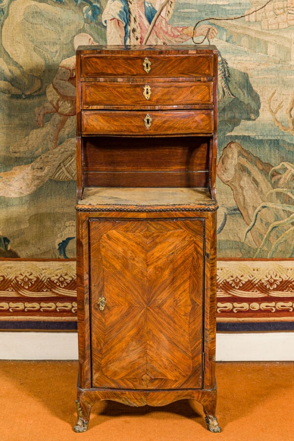 SECRETAIRE D'EPOQUE LOUIS XIV en placage de bois de rose et bois de violette, o…