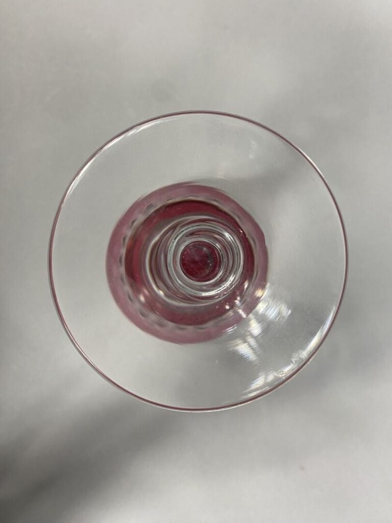 BACCARAT - Suite de six verres en cristal taillé coloré, modèle Piccadilly - Ma…