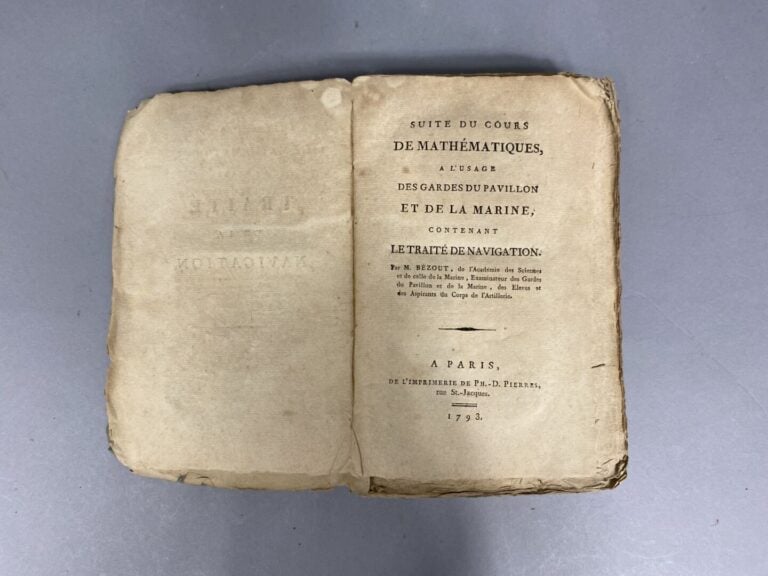 BÉZOUT (Étienne) - Cours de mathématiques à l'usage des Gardes du Pavillon et d…