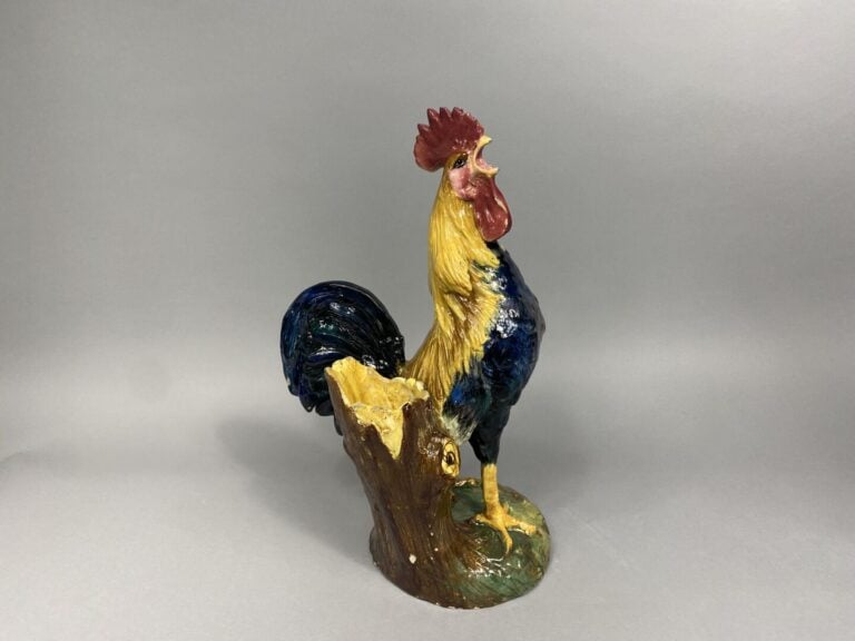 J. PARDI - Vallauris - Vase en barbontine polychrome, représentant un coq chant…