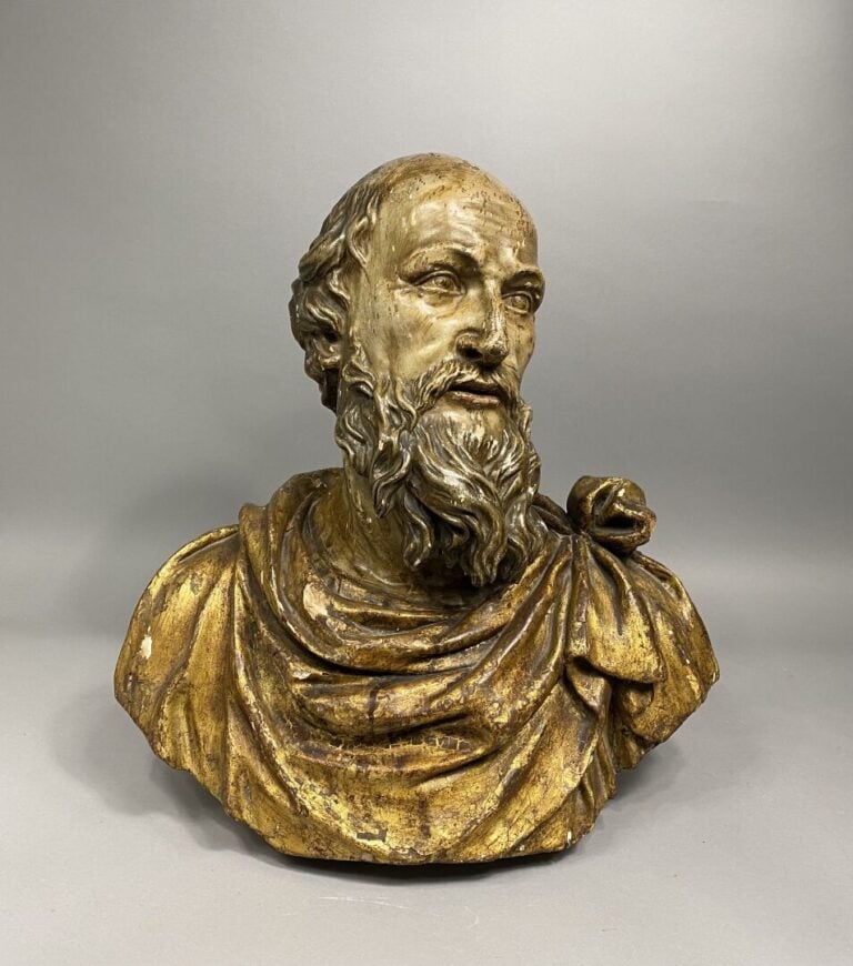 Saint Personnage en buste en bois sculpté, polychromé et doré. - XVIIe siècle -…