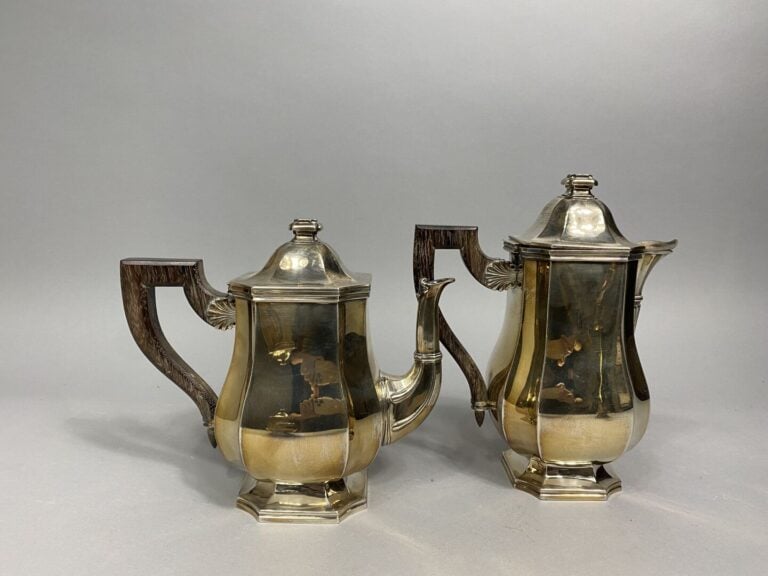 Service à thé et à café en argent (925) comprenant une théière, une cafetière,…