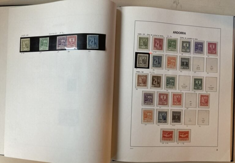 Andorre, collection dans 3 albums Davo d'Andore français complet des origines à…