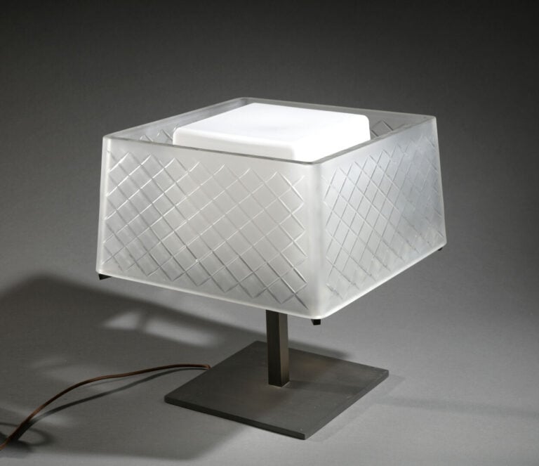 Antonio CITTERO, édition FLOSS - Lampe de forme carrée à deux abat-jour, modèle…