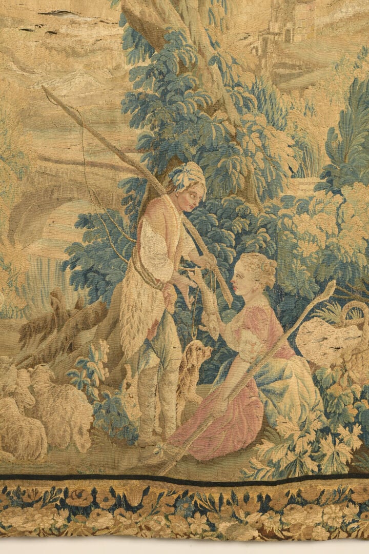 AUBUSSON - Tapisserie en laine et soie figurant une scène de retour de pêche da…
