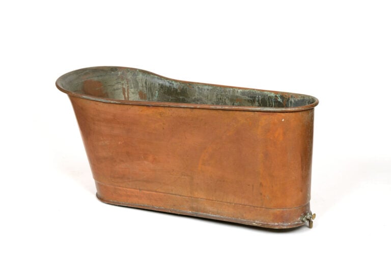 Baignoire en cuivre - XIXe siècle - H : 69 cm - L : 150 cm