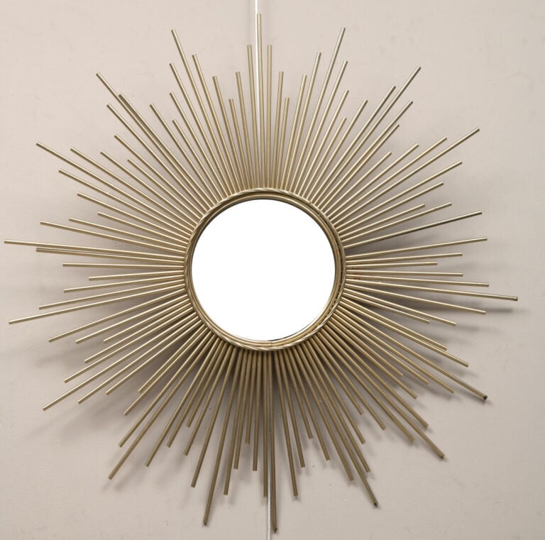CHATY à Vallauris - Miroir soleil en métal doré - Diam : 93 cm - (sauts de doru…