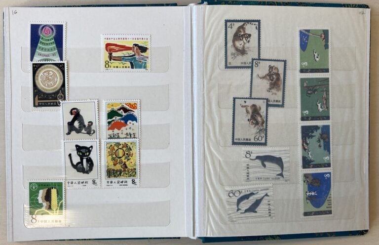 Chine populaire - Timbres neufs** période 1964/1974 montés dans sur feuilles Yv…