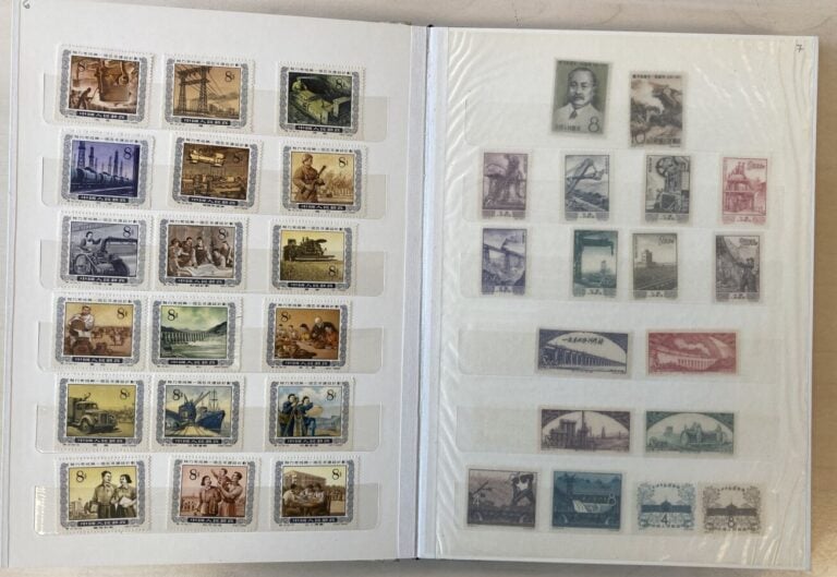 Chine populaire - Timbres neufs** période 1964/1974 montés dans sur feuilles Yv…