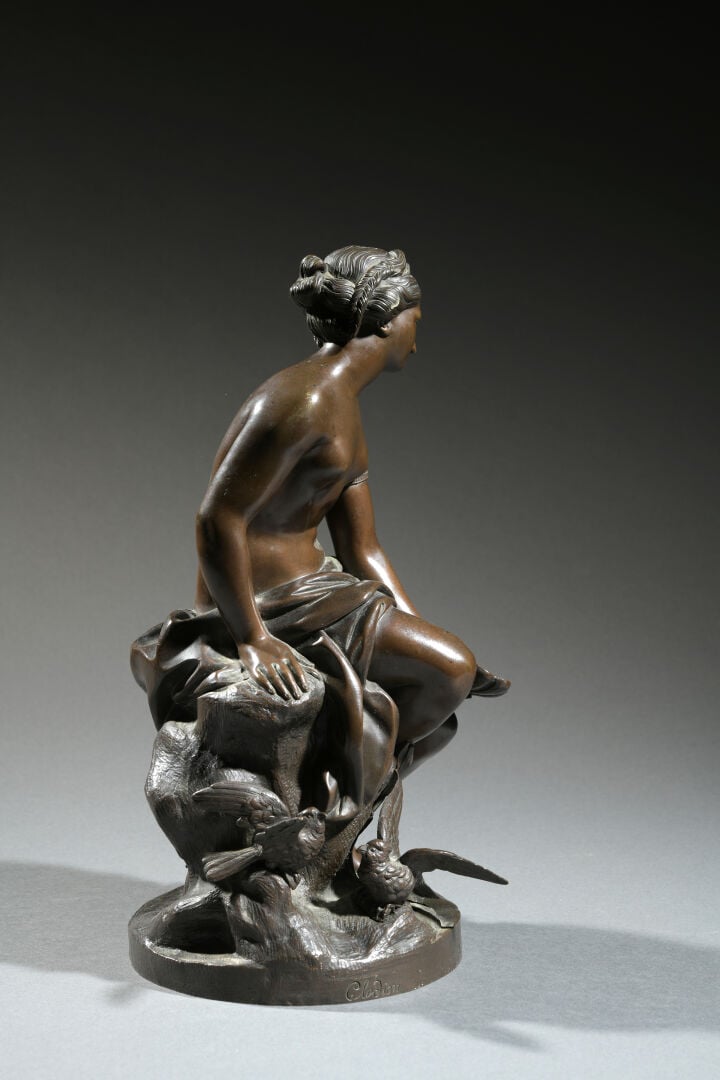 Claude Michel dit CLODION (1738-1814), d'après - Jeune femme à la coquille - Ep…