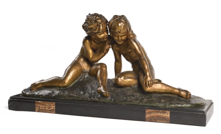 Ugo CIPRIANI (1887-1960). - 2 jeunes enfants. Bronze à patine doré et brune. Tr…