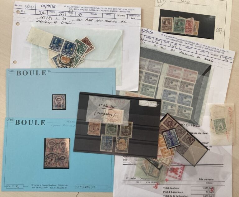 Un lot de timbres du Siam neufs et oblitérés présentés sur plaquettes de ventes…