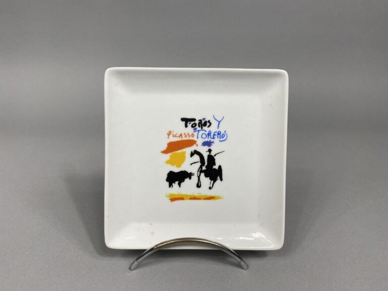 XL ART éditeur - Lot de deux assiettes de forme carrée en porcelaine émaillée p…