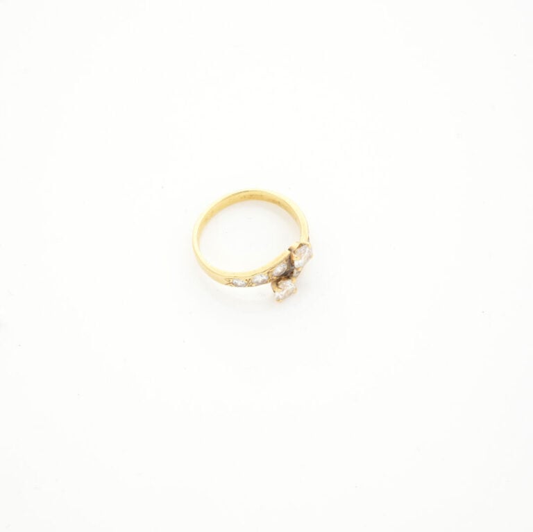 BAGUE « Toi & Moi » en or jaune (750‰) serti de diamants taille brillant dont d…