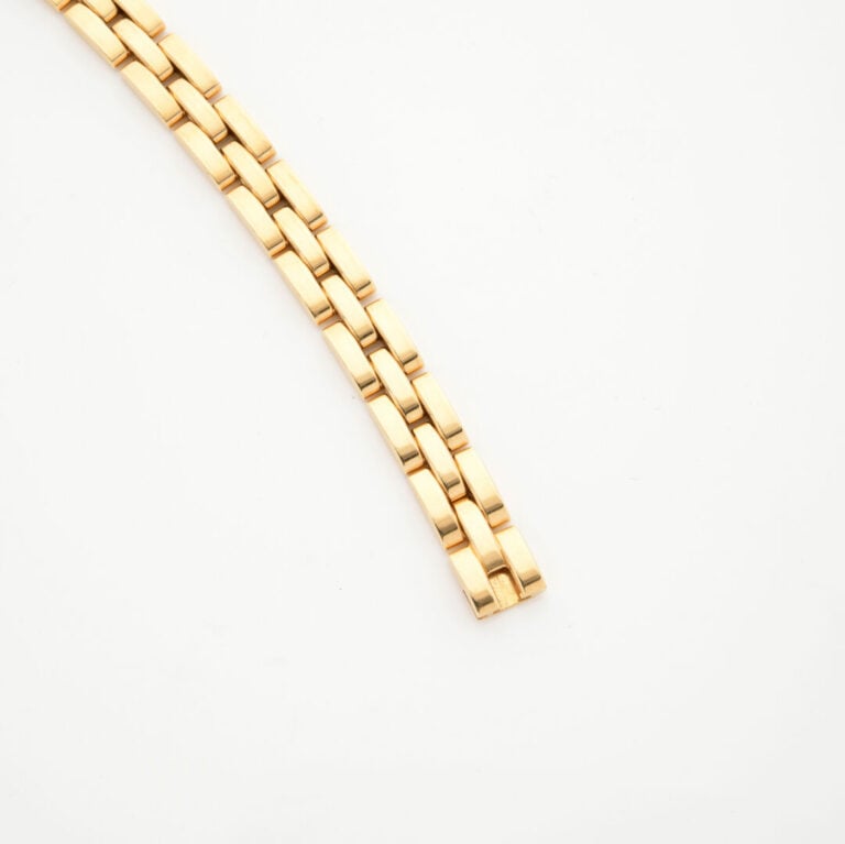 CARTIER - BRACELET "Panthère" en or jaune (750‰) articulé. - Signé CARTIER et n…