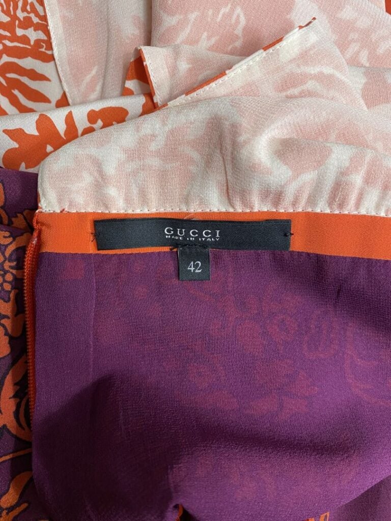 GUCCI - Robe sans manche en soie à encolure ronde à motifs polychromes de fleur…
