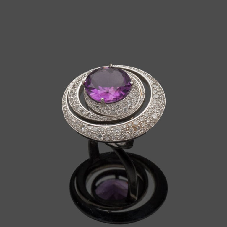 LORENZ BÄUMER - Importante BAGUE circulaire modèle "Luna" en or gris (750‰) ajo…