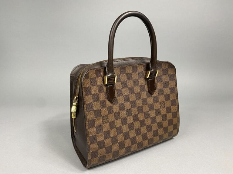 LOUIS VUITTON - Sac « Triana » en toile damier ébène et cuir taïga chocolat, do…