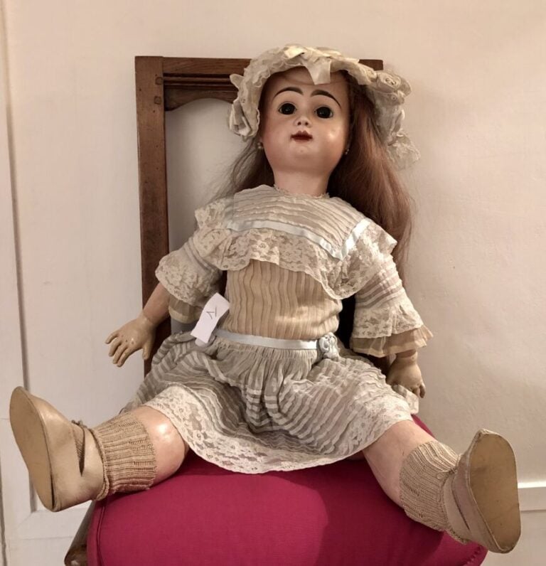 Poupée RD (Rabery Delphieu) France, taille 4, H : 73 cm - Tête en biscuit bouch…